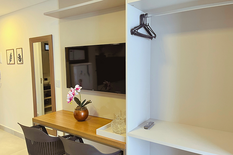 Hyde Park - loft c/ varanda #1 - by Living