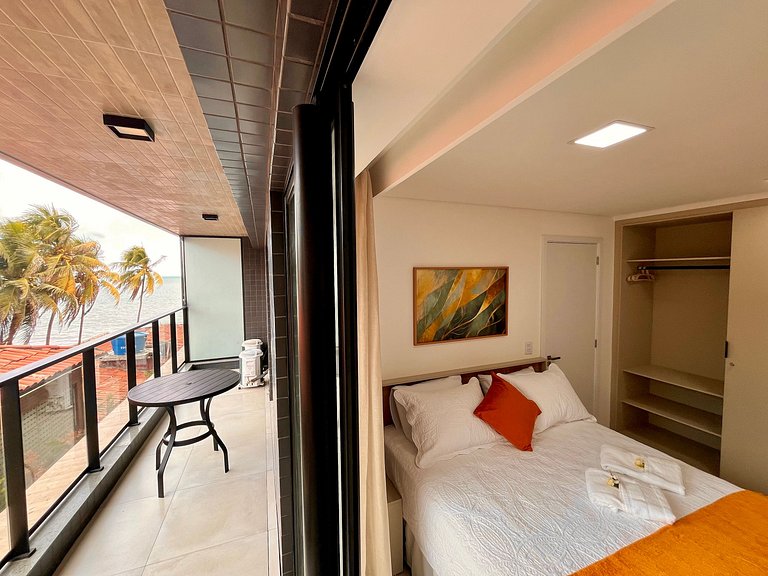 Hyde Park - Apto 01 quarto lateral mar #1 - by Living