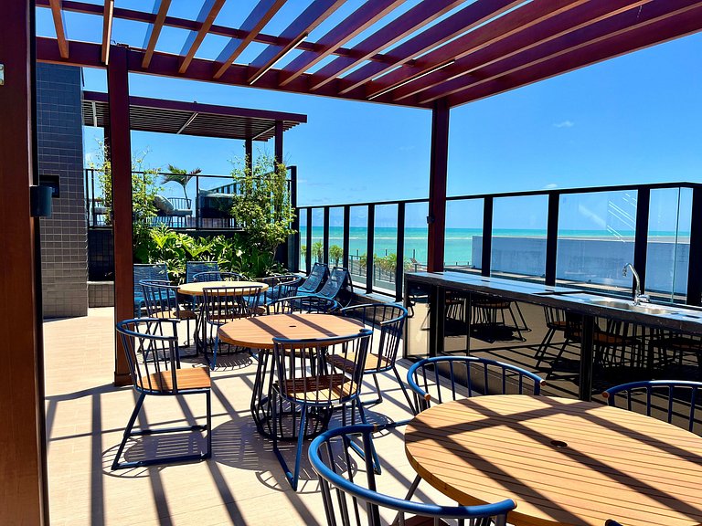 Hyde Park Ocean 1 - By Living