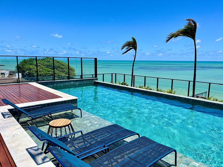 Hyde Park Ocean 1 - By Living