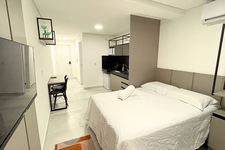 Hyde Park Loft 2 - by Living