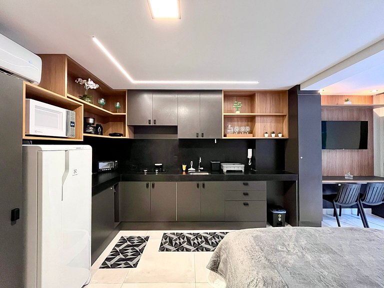 Hyde Park Select 1 - by Living