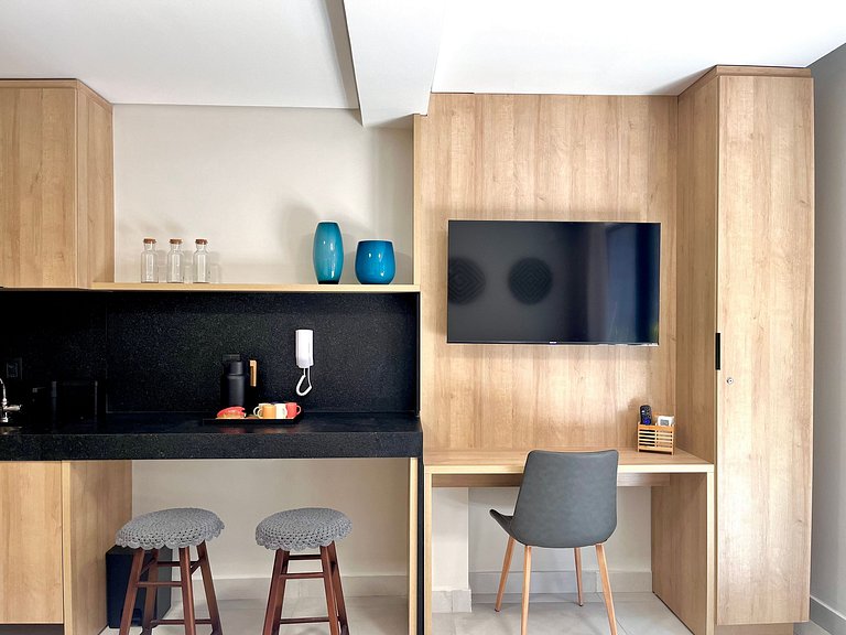 Hyde Park Select 2 - by Living