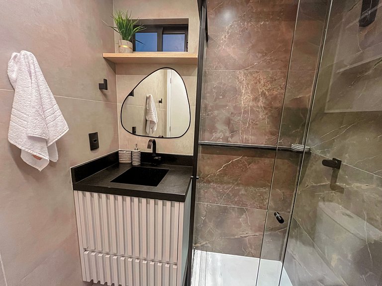 Hyde Park Premium I - by Living