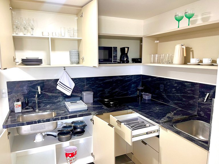 Apto Luxo Frente Mar #1 - by Living