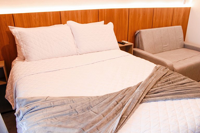 Flat Studio #1 - by Living