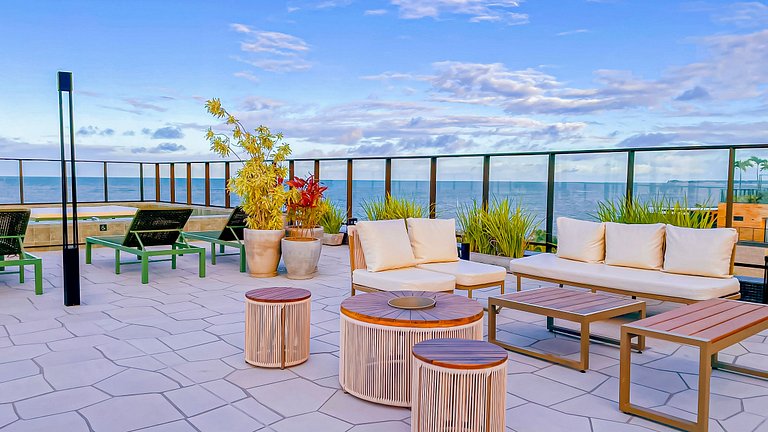 Studio Com Vista - By Living
