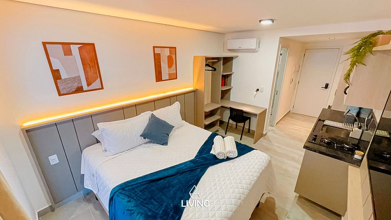 Flat Studio #2 - By Living