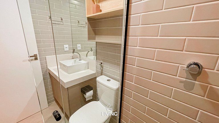 Flat Studio #2 - By Living