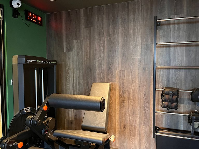 Studio c/ Vista Parcial #2 - by Living