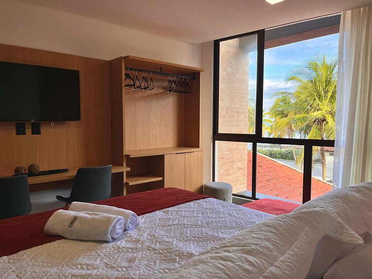 Studio Com Vista - By Living