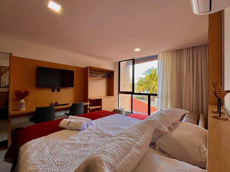 Studio Com Vista - By Living