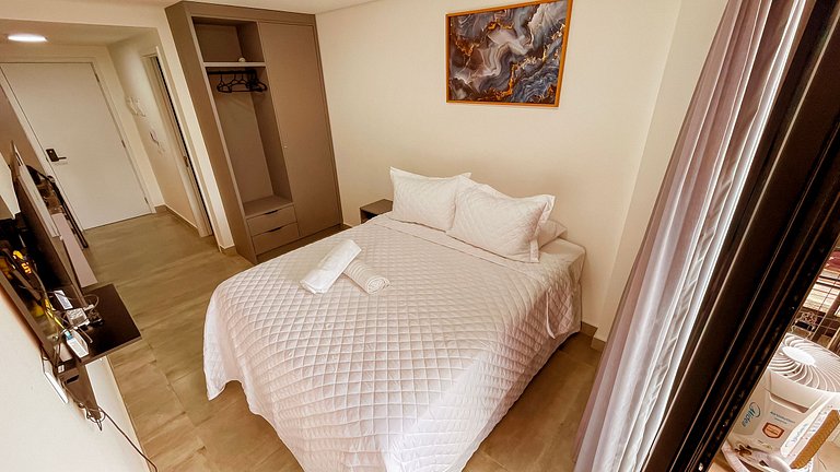 Flat Studio c/ varanda #3 - by Living