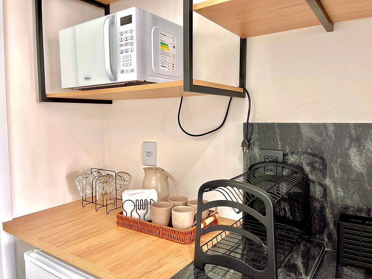 Studio c/ Vista Parcial #5 - by Living