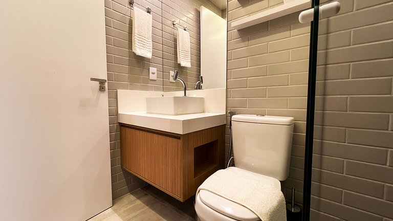 Flat Studio c/ varanda #2 - by Living