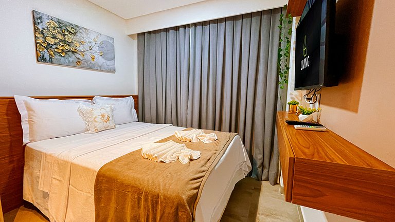 Studio c/ Vista Parcial #7 - by Living