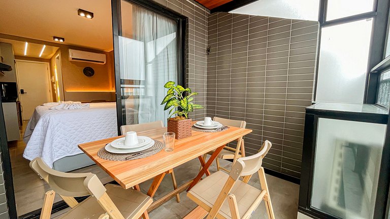 Ocean - Studio Varanda Lateral #3 - by Living
