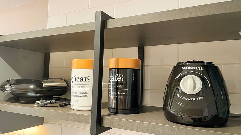 Flat Lateral c/ Vista Mar #4 - by Living