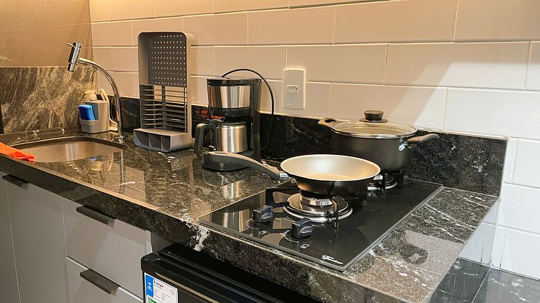 Flat Lateral c/ Vista Mar #4 - by Living