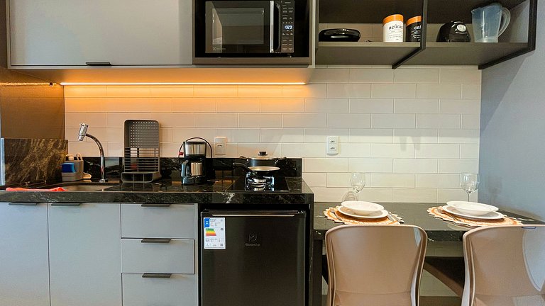 Flat Lateral c/ Vista Mar #4 - by Living