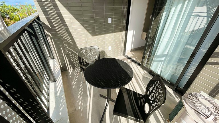 Flat Studio c/ Varanda #5 - by Living