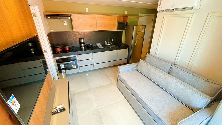 Hyde Park - Apto 01 quarto lateral mar #2 - by Living