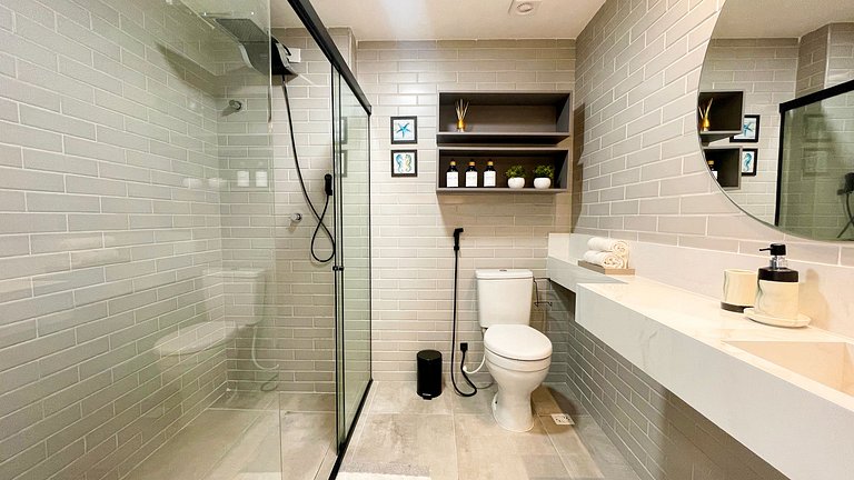 Flat Studio c/ Varanda #6 - by Living