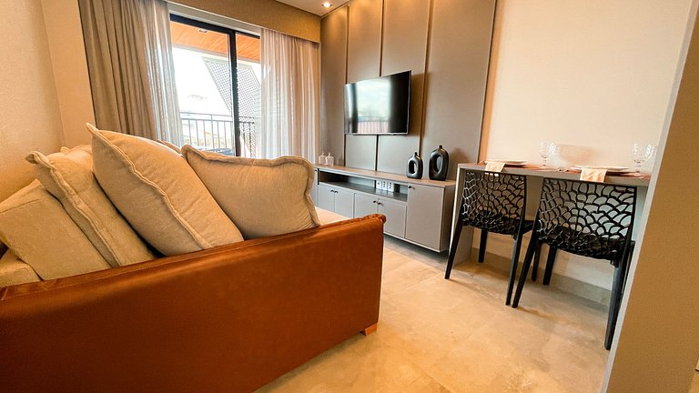 Flat Studio c/ Varanda #6 - by Living