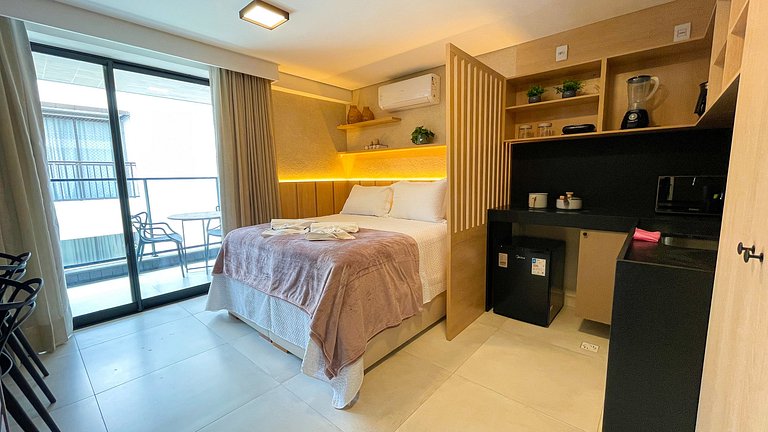 Hyde Park - loft c/ varanda #3 - by Living