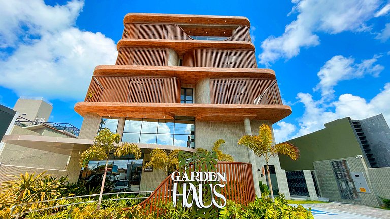 Garden Haus - Studio #2 - By Living