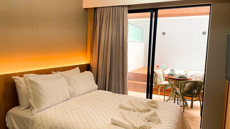 Flat Studio c/Jacuzzi - By Living