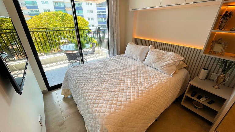 Flat Studio c/ Varanda #6 - by Living