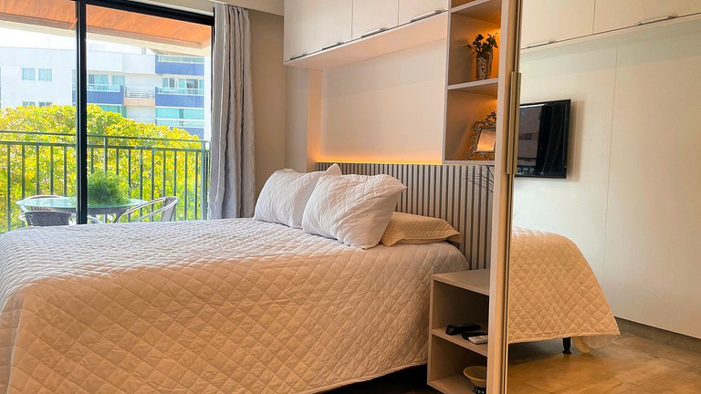 Flat Studio c/ Varanda #6 - by Living