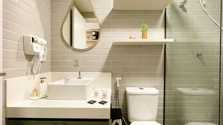 Flat Studio c/ Varanda #7 - by Living