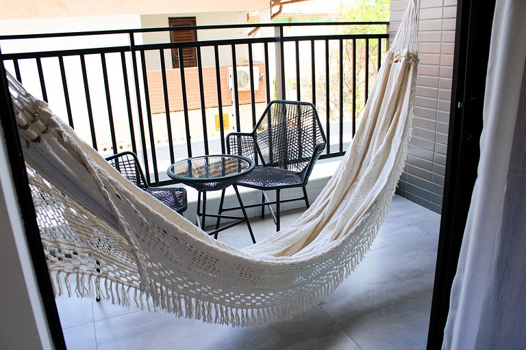 Flat Studio c/ Varanda #7 - by Living